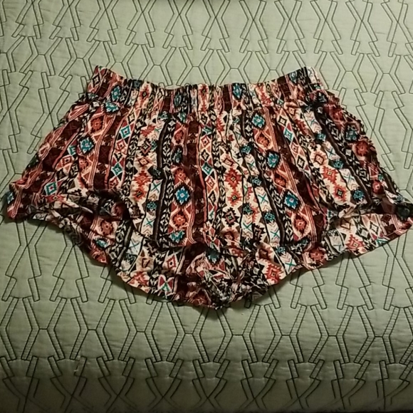 FOREVER 21 Festival Boho Print Shorts XS - Picture 1 of 2